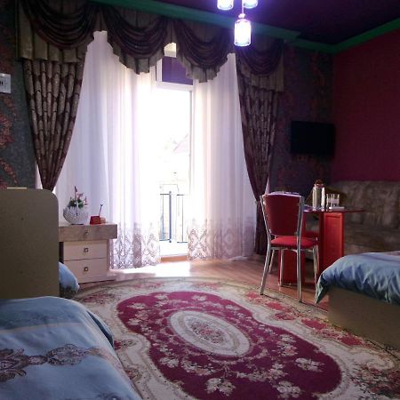 Bed and Breakfast Tubram S Ailəvi Qonaq Evi à Şǝki Extérieur photo