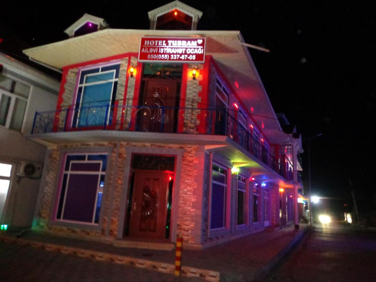 Bed and Breakfast Tubram S Ailəvi Qonaq Evi à Şǝki Extérieur photo