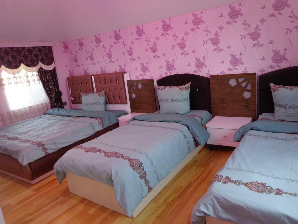 Bed and Breakfast Tubram S Ailəvi Qonaq Evi à Şǝki Extérieur photo