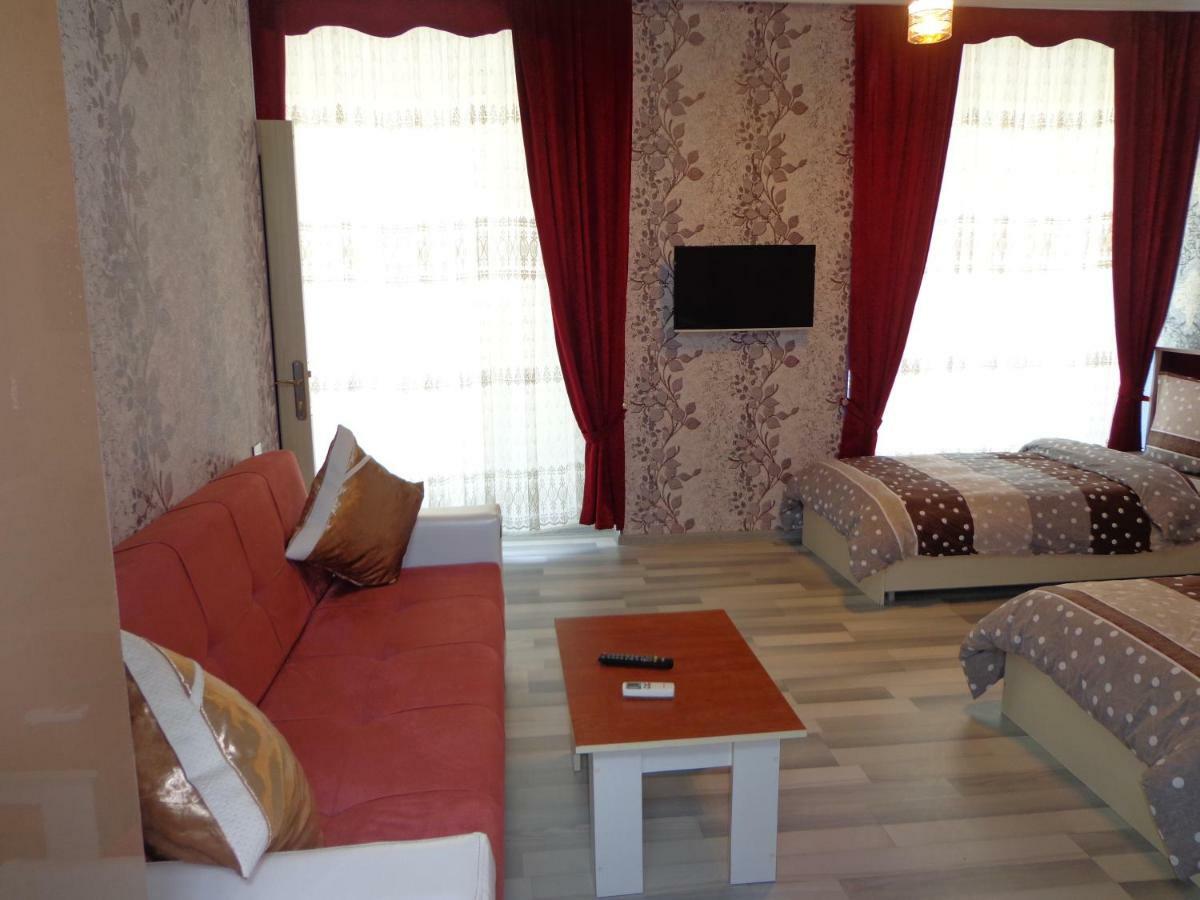 Bed and Breakfast Tubram S Ailəvi Qonaq Evi à Şǝki Extérieur photo